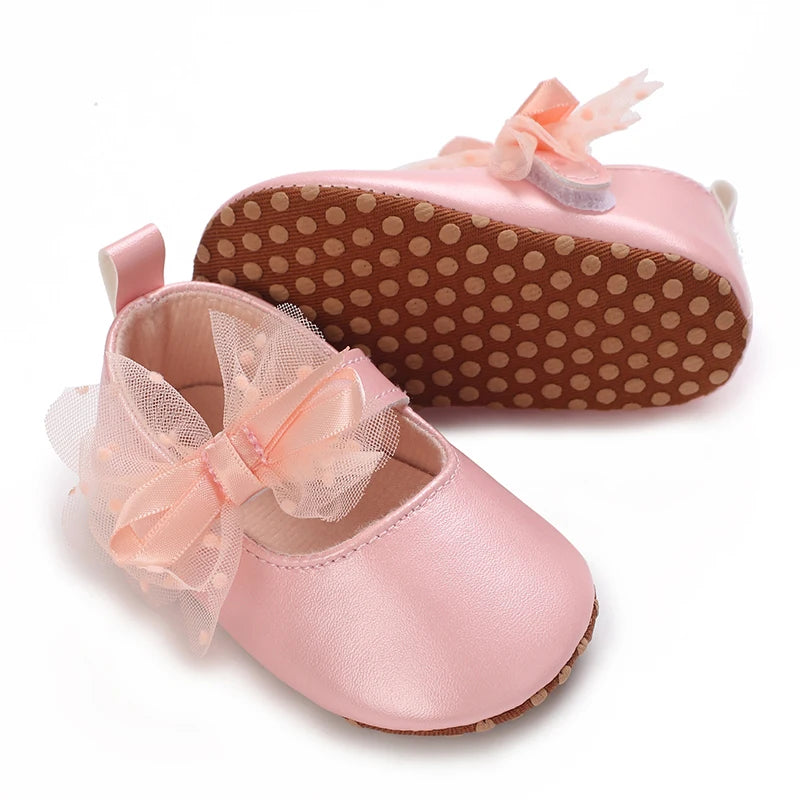 Spring And Autumn Bow 0-18 Months Newborns Wearing Outward Walking Shoes With Durable Soft Sole And Non Slip Princess Shoes