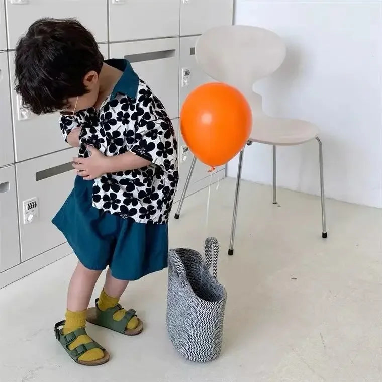 Children Clothing 2025 New Fashionable Flower Suit Baby Short Sleeve Shirt Shorts Handsome Retro Casual Shorts Two Piece Set