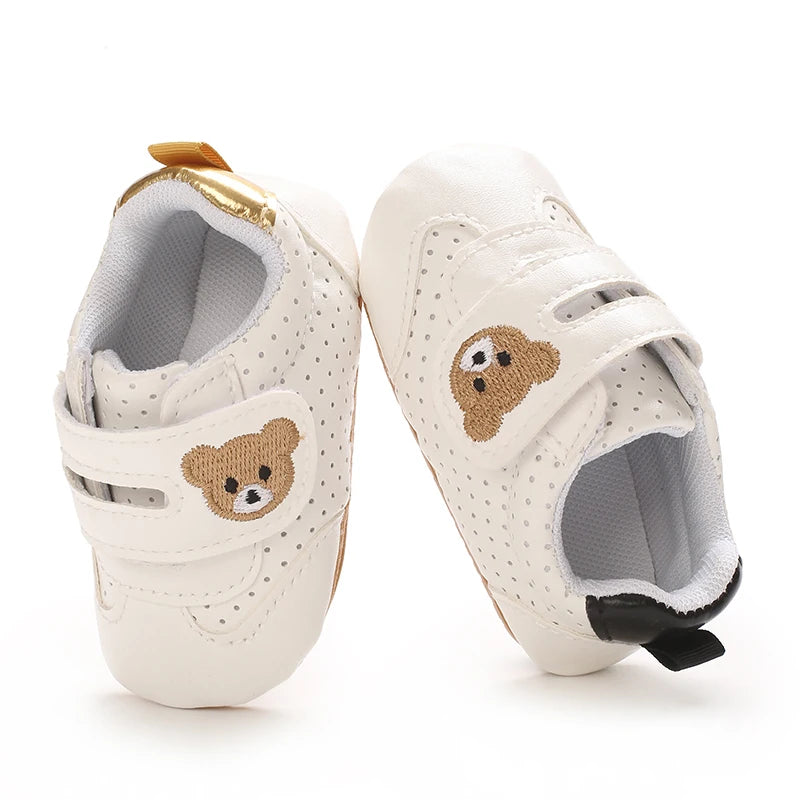 Spring And Autumn Style Newborn Sneakers for 0-12 Months, Featuring Cute Bear Embroidery, Soft Rubber Soles for Comfort And Slip