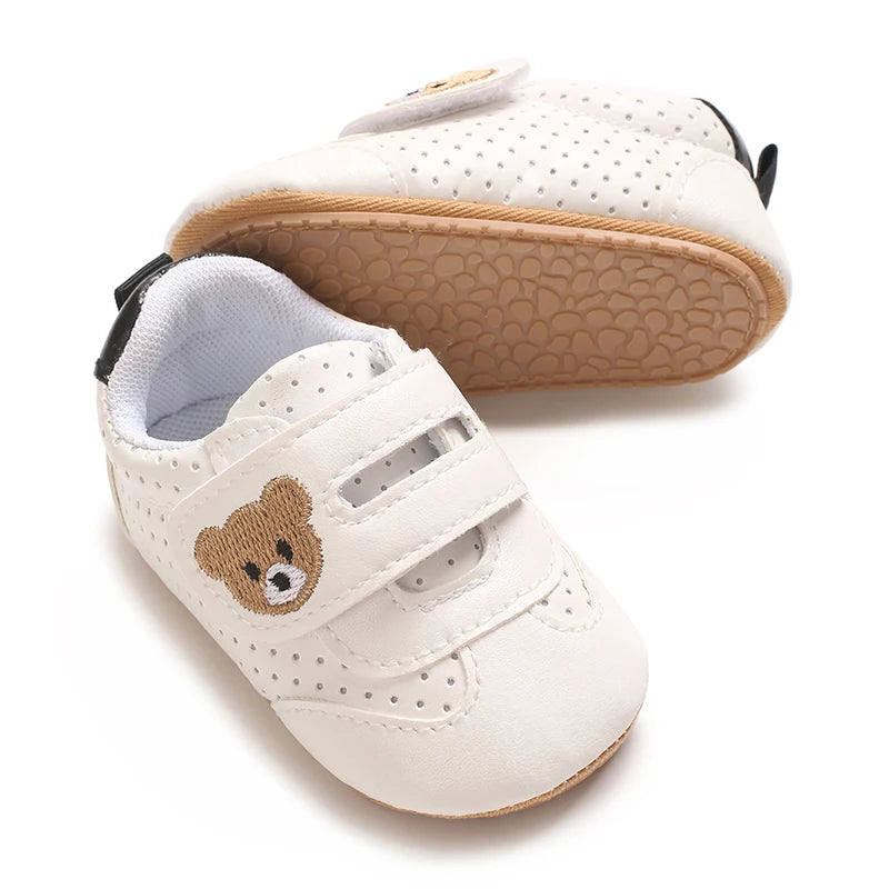 Spring And Autumn Style Newborn Sneakers for 0-12 Months, Featuring Cute Bear Embroidery, Soft Rubber Soles for Comfort And Slip