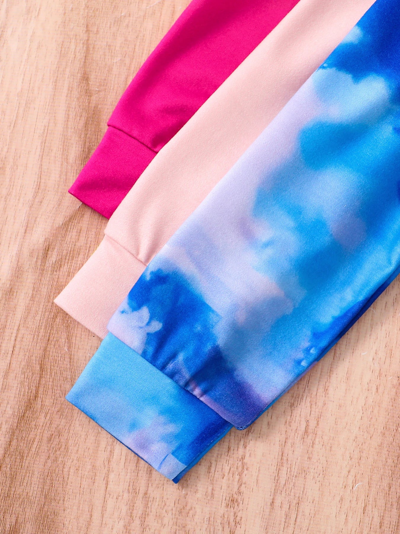 Children's Autumn Fashion Girls 3 sets of cartoon printed round neck long sleeves+slim fit elastic pants - blue red pink