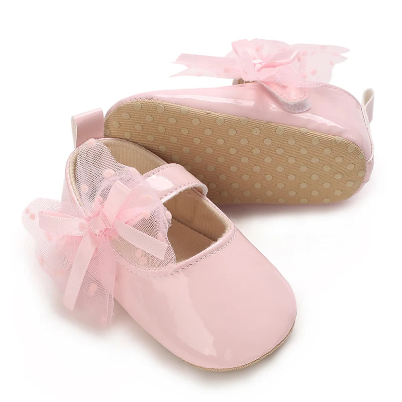 Spring And Autumn Bow 0-18 Months Newborns Wearing Outward Walking Shoes With Durable Soft Sole And Non Slip Princess Shoes