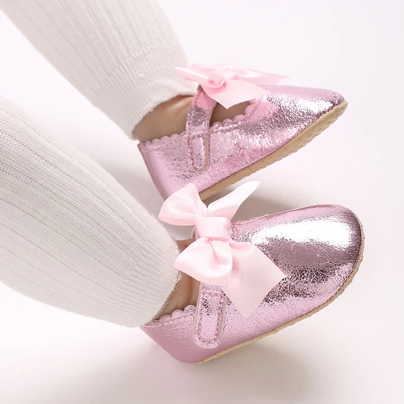 Spring And Autumn Bow 0-18 Months Newborns Wearing Outward Walking Shoes With Durable Soft Sole And Non Slip Princess Shoes