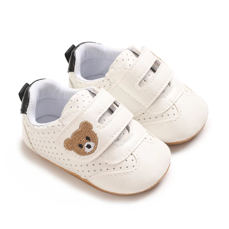 Spring And Autumn Style Newborn Sneakers for 0-12 Months, Featuring Cute Bear Embroidery, Soft Rubber Soles for Comfort And Slip
